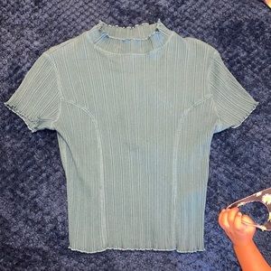 USED Wild Fable stretchy crop top